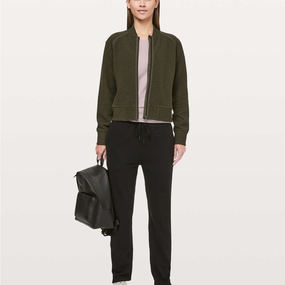 Lululemon On Repeat Bomber Women’s Zip Sweater Jacket Dark Olive Size 4 - Picture 2 of 4